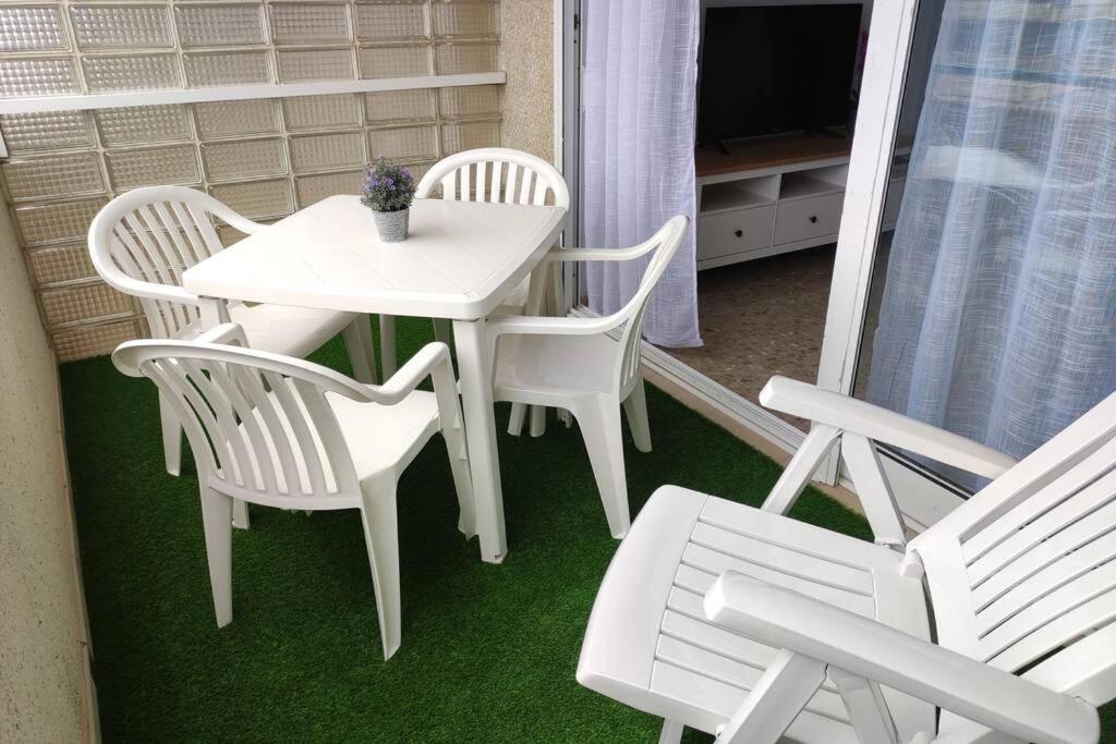 Paradis Salou, Centro Turistico, Wifi, Piscina, Vistas Al Mar Exterior photo