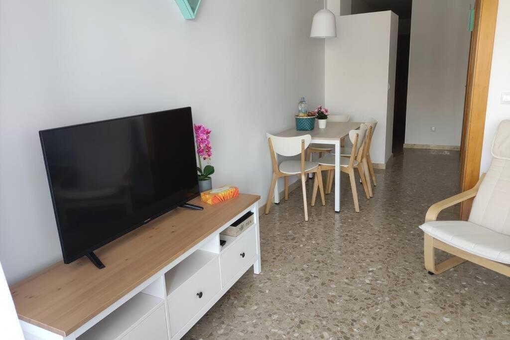 Paradis Salou, Centro Turistico, Wifi, Piscina, Vistas Al Mar Exterior photo